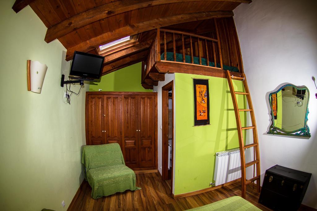 Yosa de Sobremonte Casa Rural Basajarau الغرفة الصورة