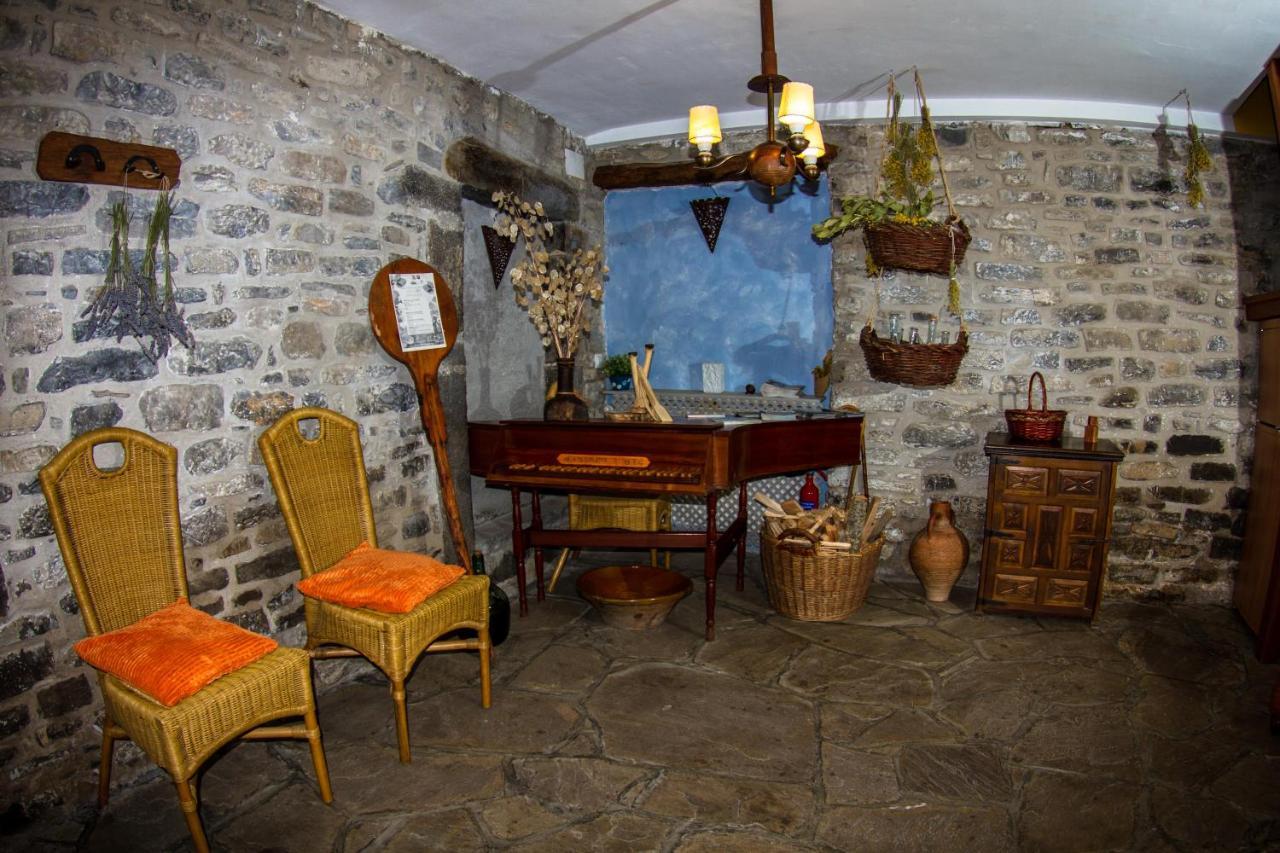 Yosa de Sobremonte Casa Rural Basajarau المظهر الخارجي الصورة